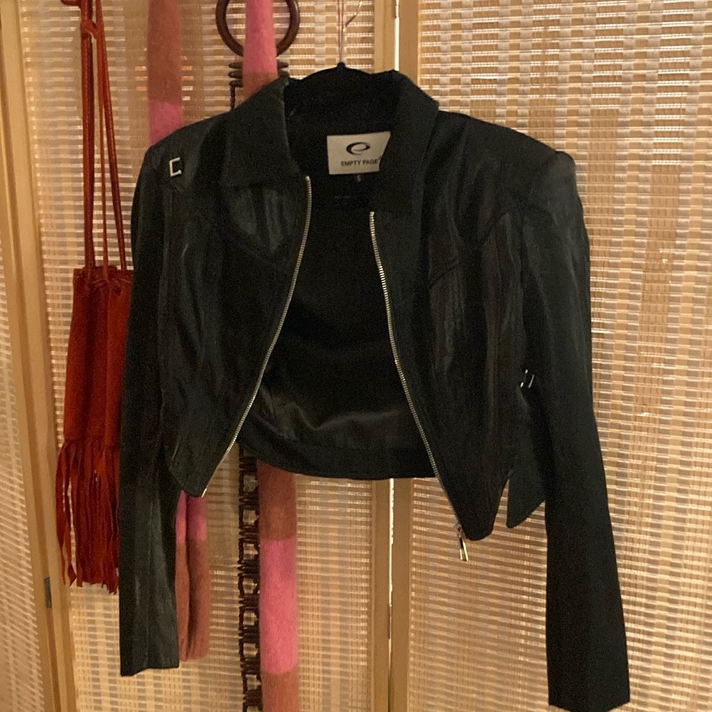 Laser-reflection shortcut jacket